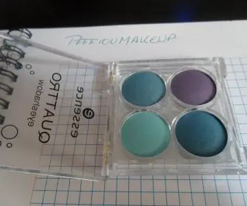 Palette Essence, Essence