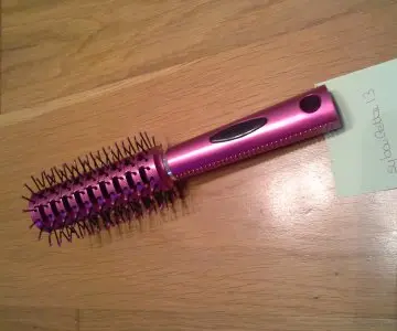 brosse ronde, Inconnue