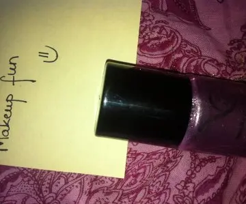 Vernis violet argenté, Vera valenti