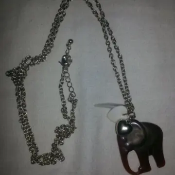 Collier, Six