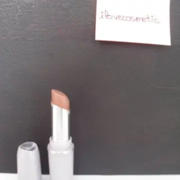 Rouge à lèvres, Inconnue