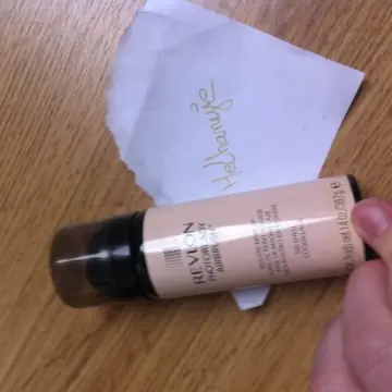 Fond de teint, Revlon