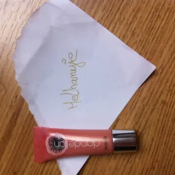 gloss dandelion, Benefit