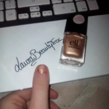 vernis, Elf