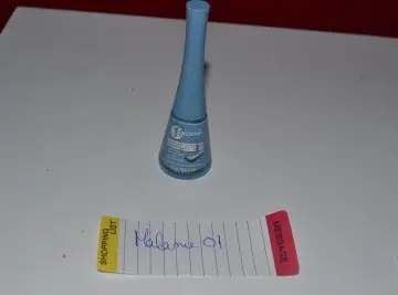 Vernis bleu, Bourjois