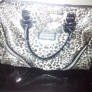 sac a mains, Inconnue