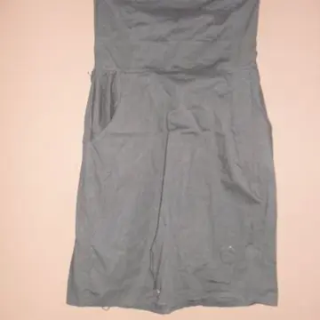 Robe bustier noire, Inconnue