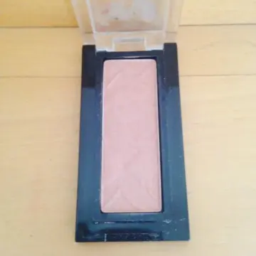 Blush, Inconnue