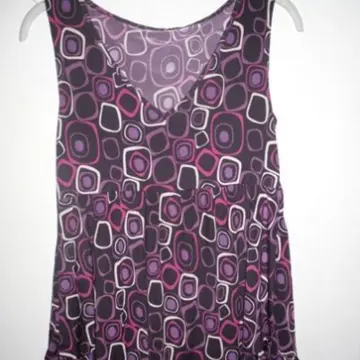 Débardeur violet, Inconnue