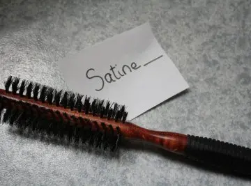 Brosse brushing bois, Inconnue