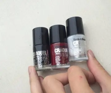 Vernis craquelés, Inconnue