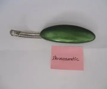 Barrette pour cheveux, Inconnue