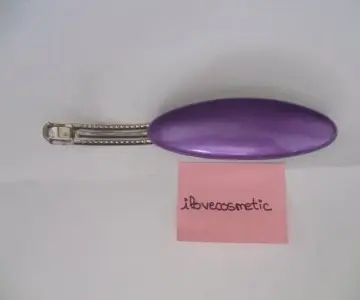 Barrette pour cheveux, Inconnue