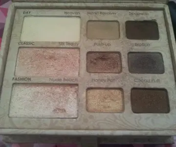 Natural eyes, Too Faced