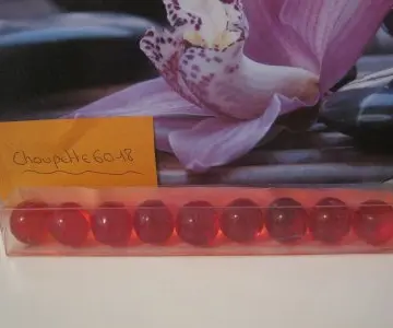 perles de bain à la fraise, Inconnue