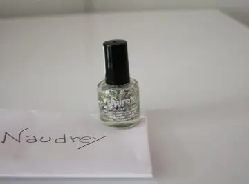 Vernis paillettes, Claire's