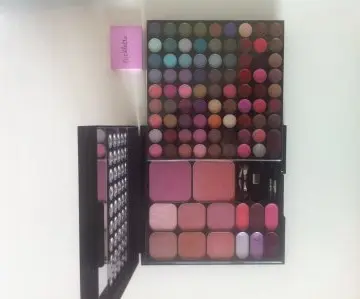 Grande palette Nocibé, Nocibé