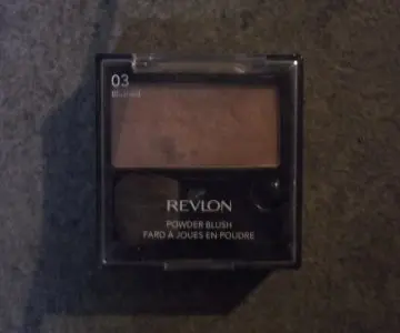 Fard à paupières, Revlon