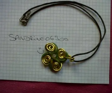 Collier artisanal, Inconnue