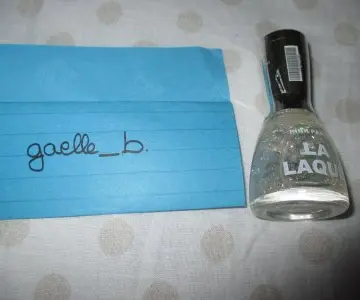 Top coat pailleté, La laque