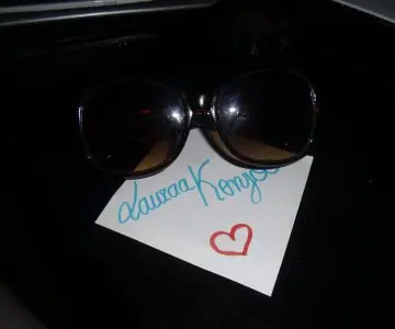 lunettes de soleil, Inconnue