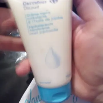 creme main, Carrefour