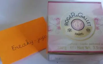 Savon doux parfumé à la rose, Roger&Gallet