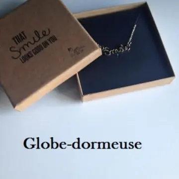 Collier "Smile" MLB, Mlb