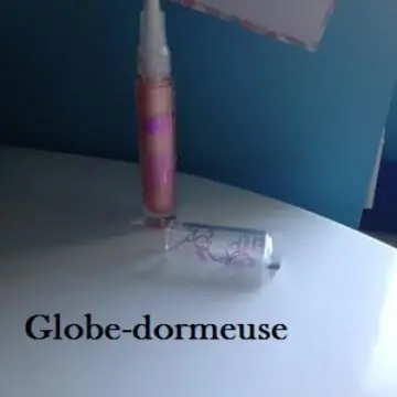 gloss écran solaire, Yes Love