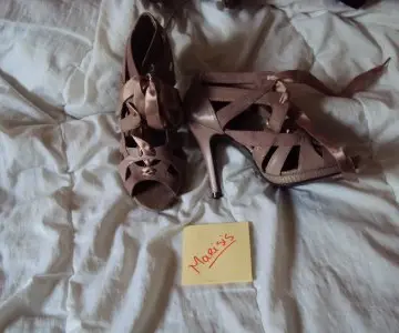 SANDALES vieux rose pointure 37, New Look