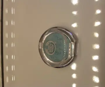 Eye colour fusion, The Body Shop