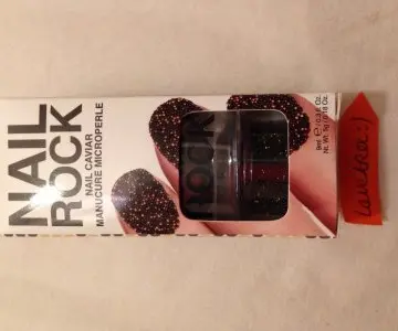 Nail caviar manucure microperle, Nails Rock