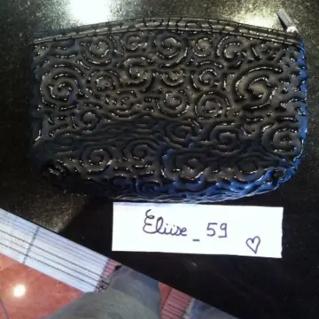 Pochette de rangement noire, Inconnue