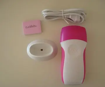Easy wax roll on, Veet