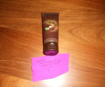 Crème pour les mains, Yves Rocher