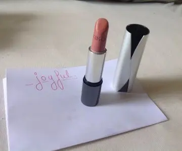 Rouge a levres, KIKO