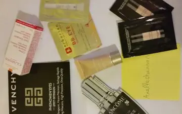 Lot d'échantillons cosmétiques, Givenchy