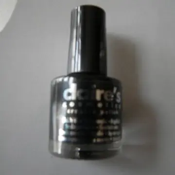 Vernis craquelé, Claire's