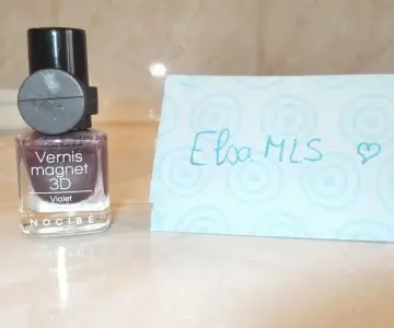 Vernis magnétique, Nocibé