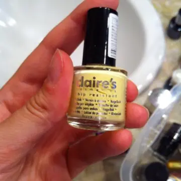 jaune pale, Claire's
