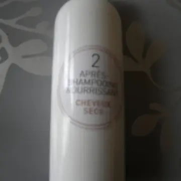 Après shampoing cheveux secs, Garnier