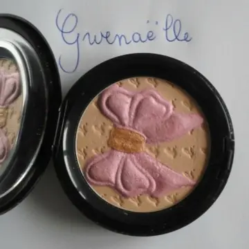 La poudre satin/voile de lumière matifiante, Agnès b.