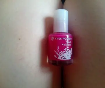 Vernis à ongles, Yves Rocher