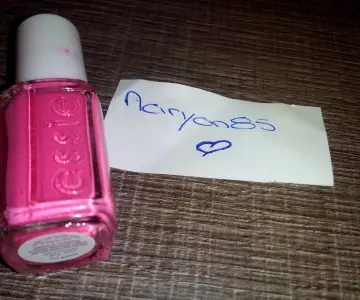 minivernis essie, Essie