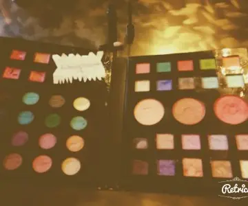 Palette maquillage, Claire's