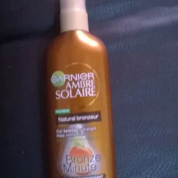 Natural bronzeur / Gel teinté hydratant, Garnier