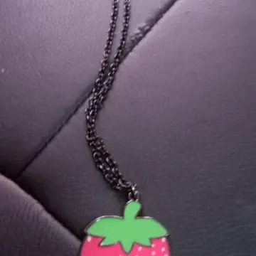 Collier fraise., Claire's