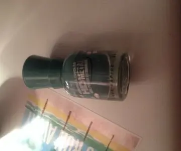 Vernis, Modélite