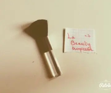 Petit pinceau, Inconnue