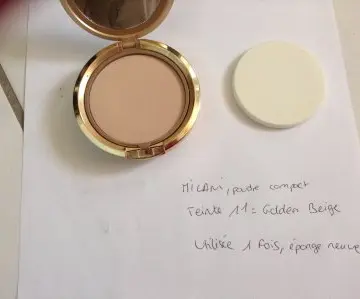 Poudre compacte golden beige, Milani